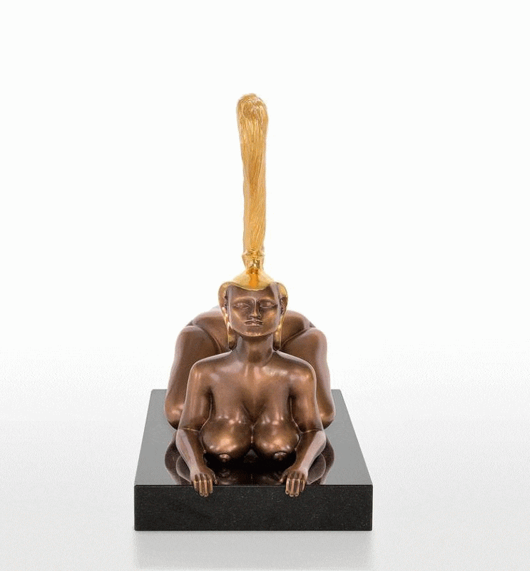 Skulptur Sphinx mit Goldhelm von Prof. Ernst Fuchs Lade 360-Grad Produktansicht (1,4 MB)
