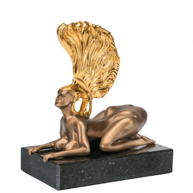 Skulptur »Sphinx mit Goldhelm« von Prof. Ernst Fuchs, Bronze, 36 x 34 x 20 cm
