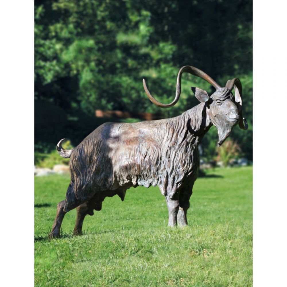 Bronze Skulpur »Ziegenbock« von Kurt Grabert, Edition Strassacker, 95 cm hoch Bronze Skulpur »Ziegenbock« von Kurt Grabert, Edition Strassacker, 95 cm hoch