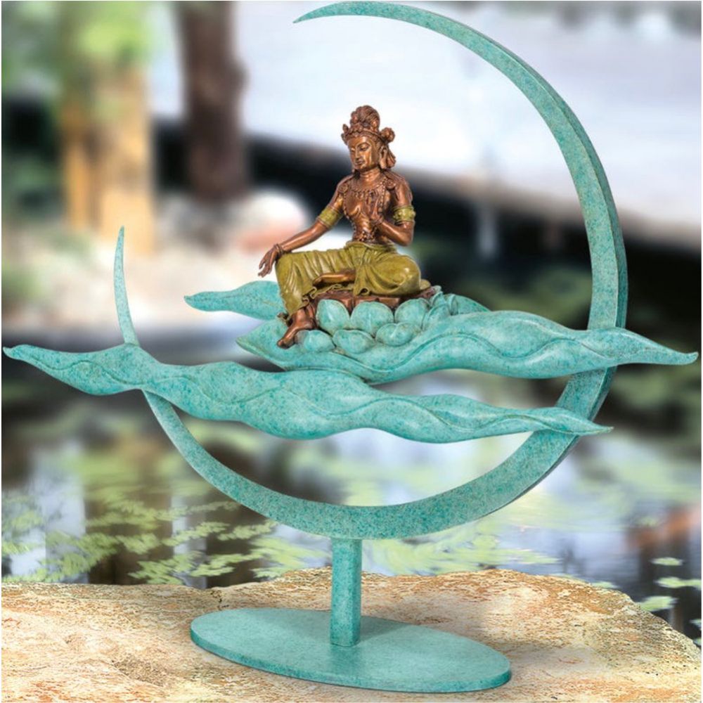 Bronzeskulptur »Buddha vor Vollmond«, Bronze, 63 cm hoch Bronzeskulptur »Buddha vor Vollmond«, Bronze, 63 cm hoch