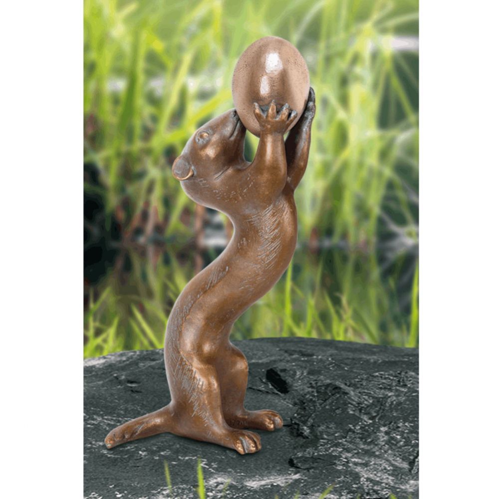 Skulptur »Wiesel mit Ei« Atelier Strassacker Skulptur »Wiesel mit Ei« Atelier Strassacker