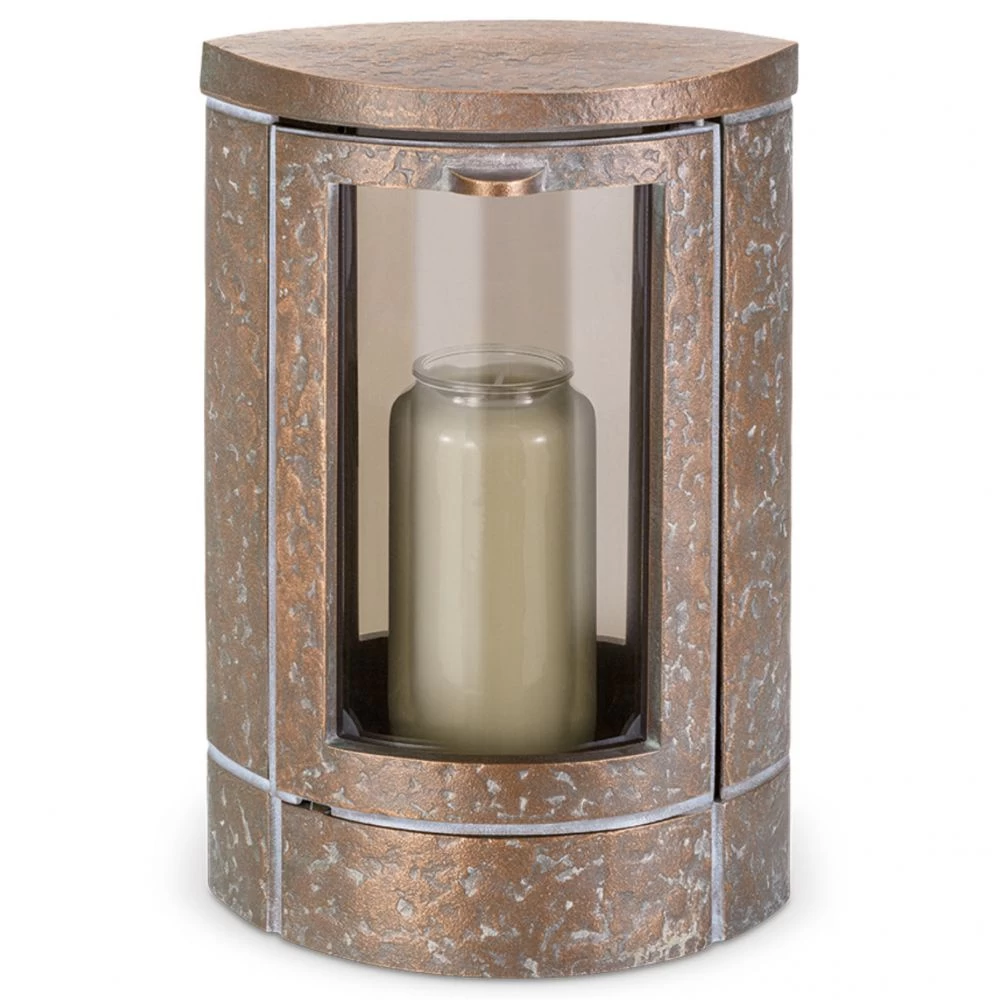 Grablaterne »Asche«, Bronze, Wachsguss, 29 x 19 x 14 cm Grablaterne »Asche«, Bronze, Wachsguss, 29 x 19 x 14 cm