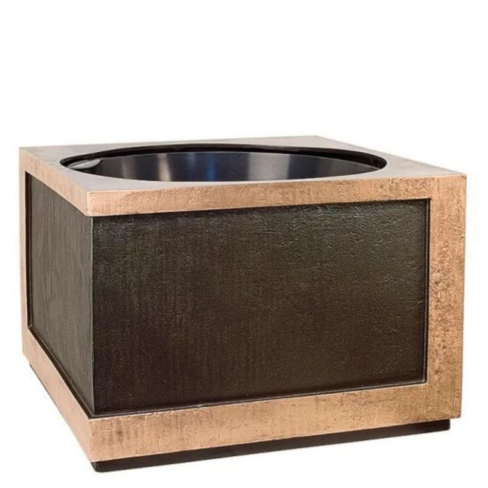 Grabschale »E2« aus Bronze, 31 cm Kantenlänge Grabschale »E2« aus Bronze, 31 cm Kantenlänge