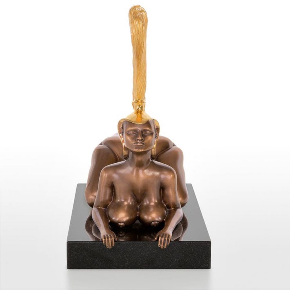 Skulptur »Sphinx mit Goldhelm« Prof. Ernst Fuchs Skulptur »Sphinx mit Goldhelm« Prof. Ernst Fuchs