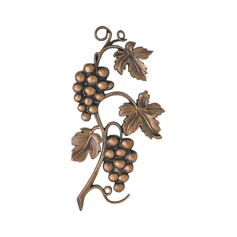 Symbol »Weinlaub« Bronze, Kunstgiesserei Strassacker, 25 x 14 x 1 cm Symbol »Weinlaub« Bronze, Kunstgiesserei Strassacker, 25 x 14 x 1 cm