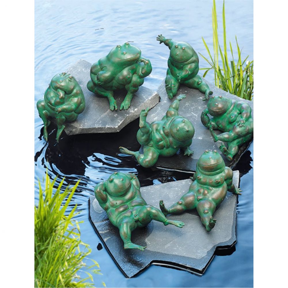 Figuren-Set aus Bronze »Frösche« aus 7 Teilen Figuren-Set aus Bronze »Frösche« aus 7 Teilen