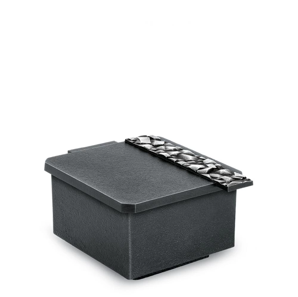 Weihwasserschale »Kristallin«, Aluminium, 8 x 13 x 15 cm Weihwasserschale »Kristallin«, Aluminium, 8 x 13 x 15 cm