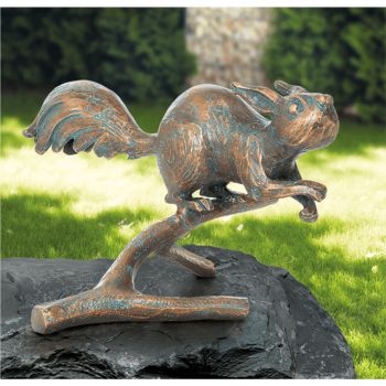 Bronzefigur »Eichhörnchen auf Zweig« Atelier Strassacker