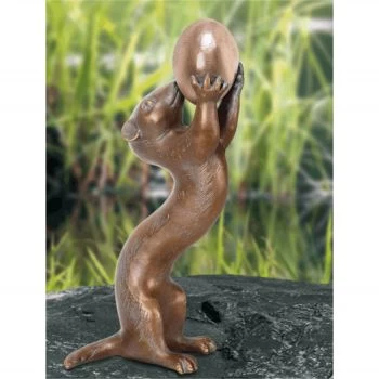 Skulptur »Wiesel mit Ei« Atelier Strassacker