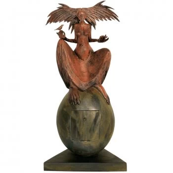 Skulptur »The great egg« Fidelma Massey