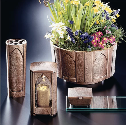 Grabschmuck-Garnitur Gotha Bronze